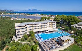 Koukounaria Hotel & Suites